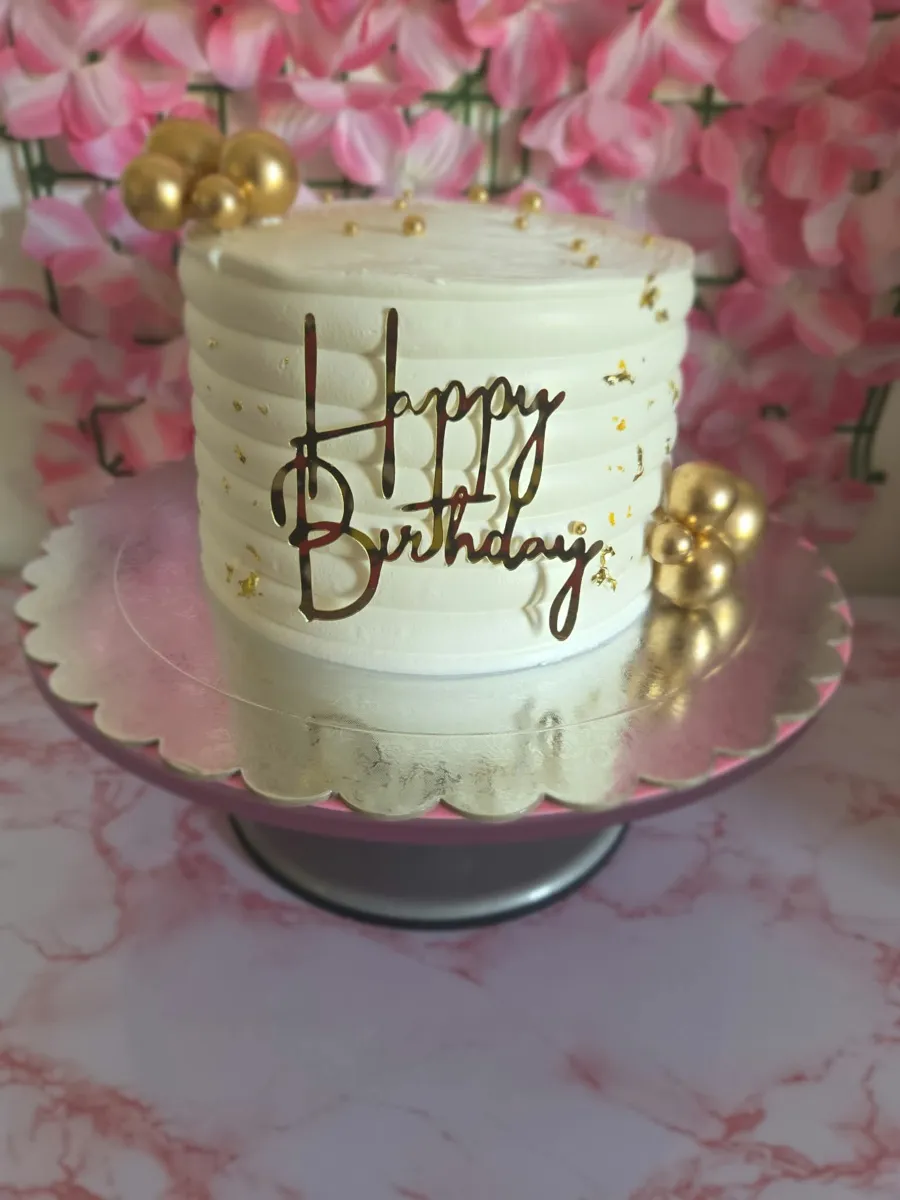 Bolo Happy Birthday